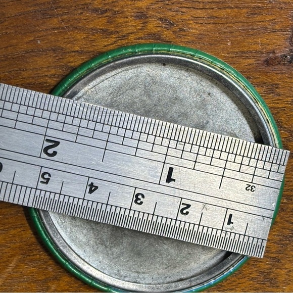 Set of 9 vintage 70s astrology pin-back buttons, radio station giveaway prizes - Picture 5 of 5